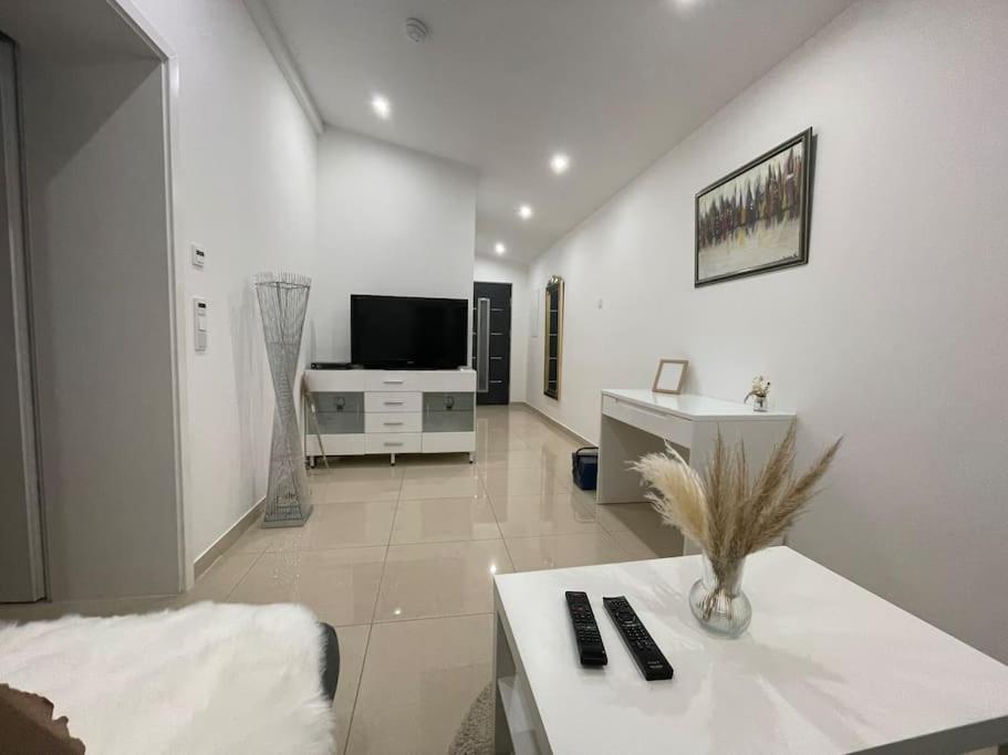 Exklusive Flughafen-Messe Apartment Naehe Duesseldorf Duisburg Bagian luar foto